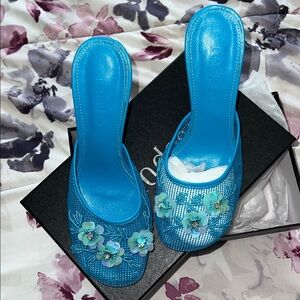 Kinadese Chinese Slipper Heels - 38